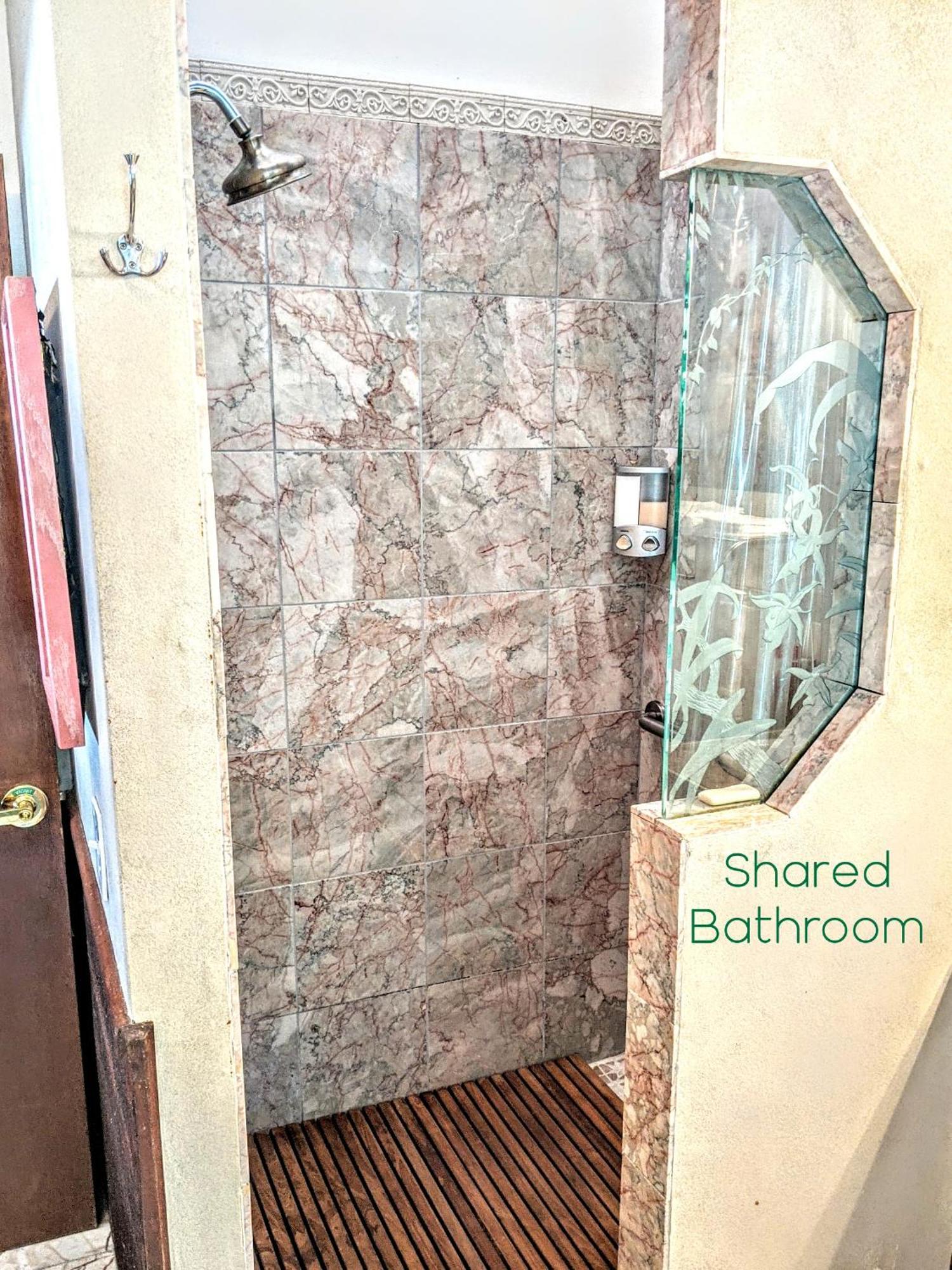 Bed and Breakfast Kehena Mauka Nui Club Lgbtqia+ Clothing Optional Pahoa Номер фото